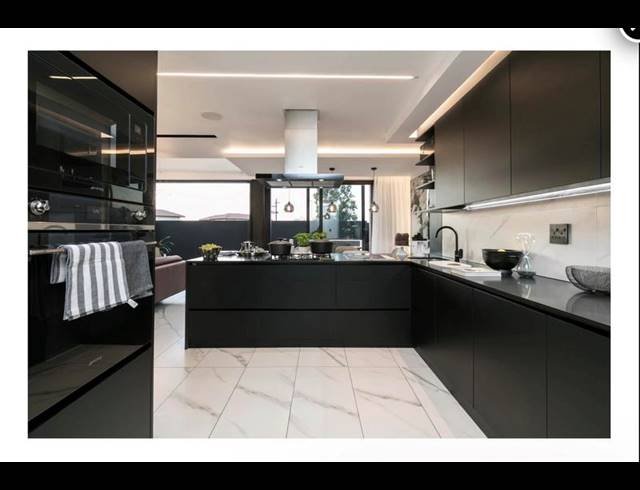 4 BEDROOM DUPLEX FOR SALE IN BROADACRES
